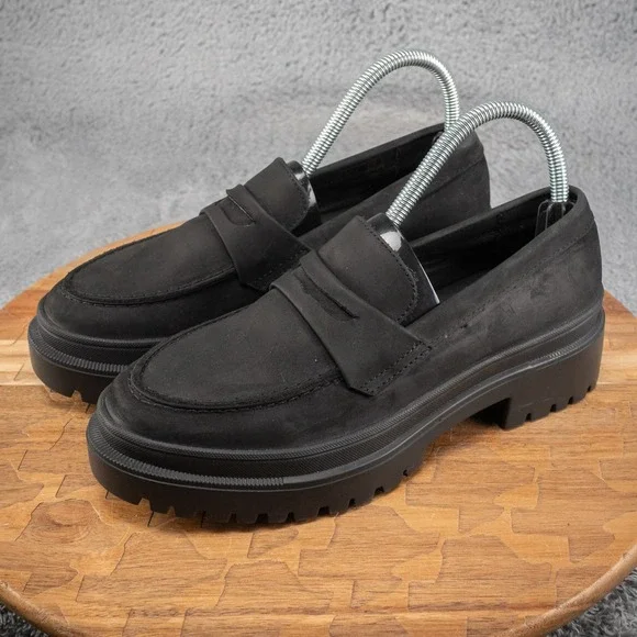 Patina Women's Black Loafer, Chunky, Heel, Suede/Leather. Size 8.5 - Picture 3 of 8